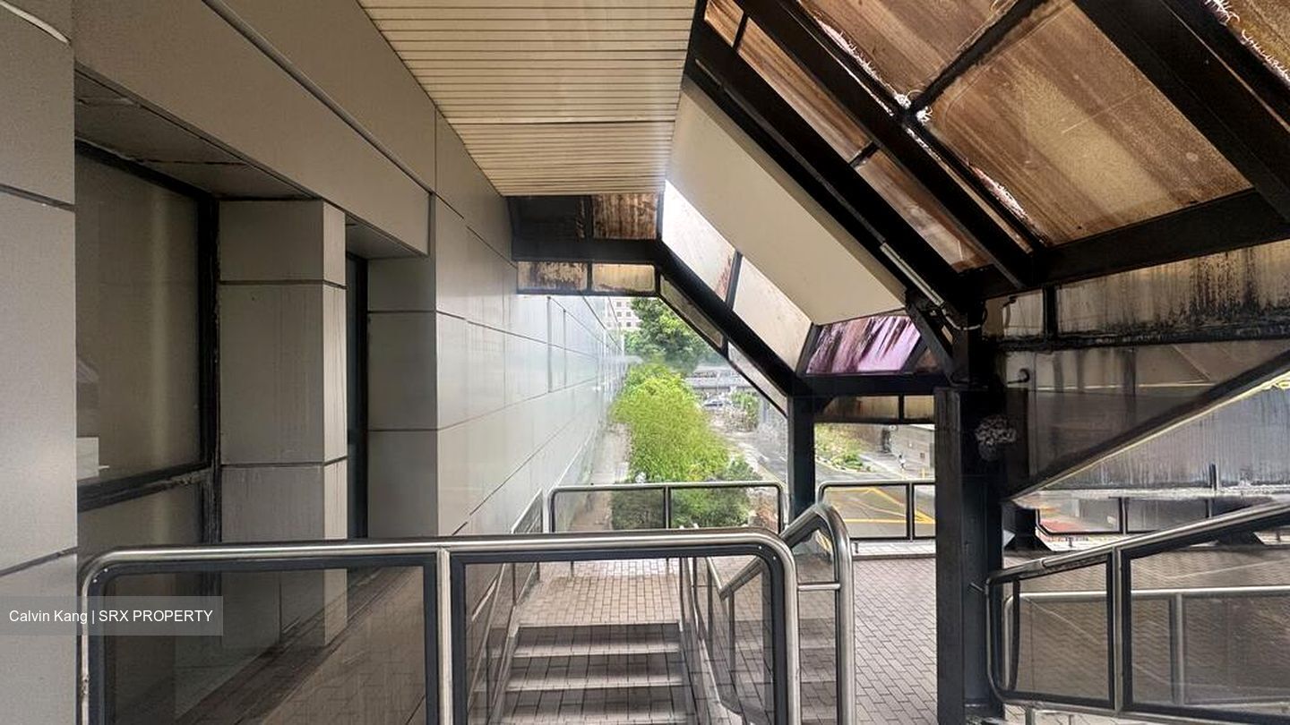 Orchard Plaza (D9), Office #483088131